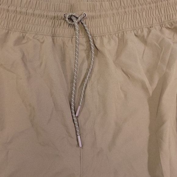 Old Navy Womens High-Rise Dry Quick‎ Stretchtech Shorts Size 4x - Picture 4 of 9